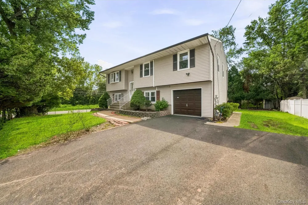 2 Maple Avenue Orangeburg, NY 10962