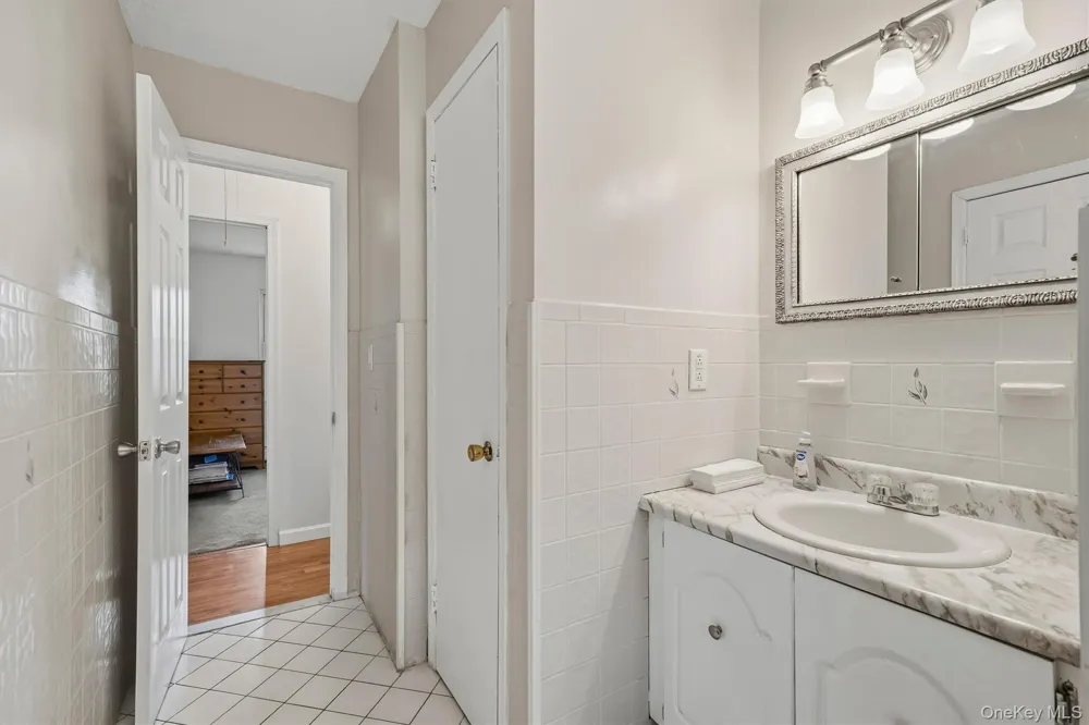 2 Maple Avenue Orangeburg, NY 10962