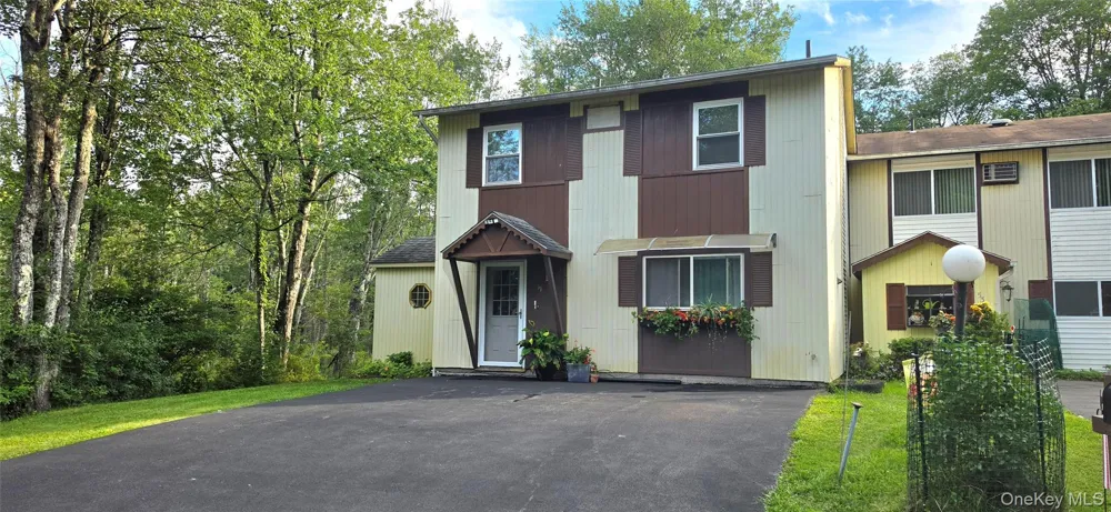 51 Peter Way Kiamesha Lake, NY 12751