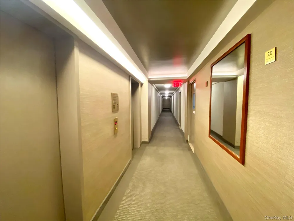 372 Central Park W #20L New York (Manhattan), NY 10025