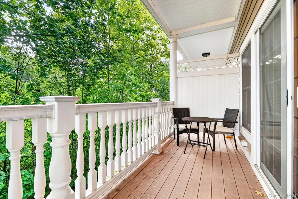 4105 Fred Ill Jr Court Pearl River, NY 10965