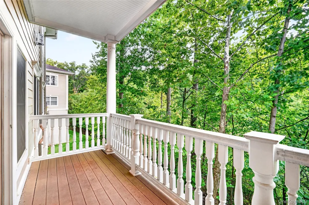 4105 Fred Ill Jr Court Pearl River, NY 10965