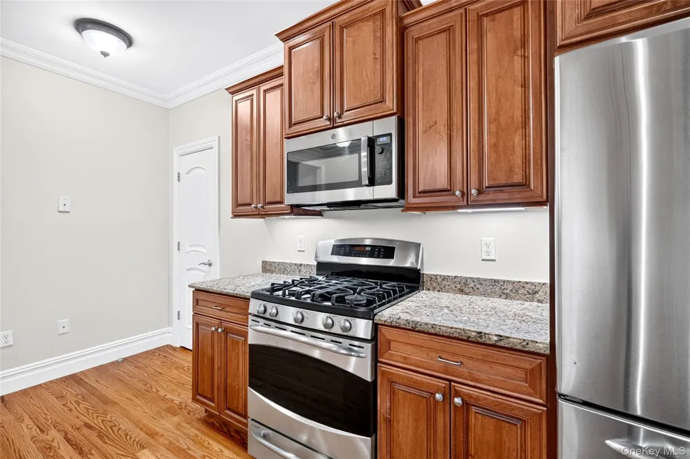 4105 Fred Ill Jr Court Pearl River, NY 10965