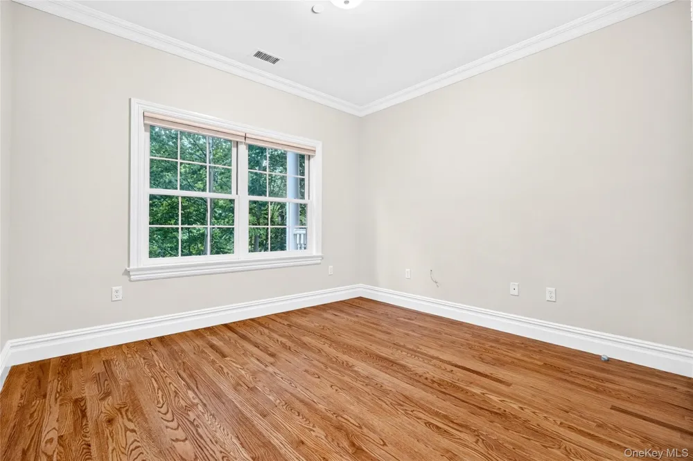 4105 Fred Ill Jr Court Pearl River, NY 10965