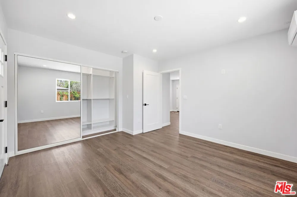 3121 Oakhurst Avenue Los Angeles, CA 90034