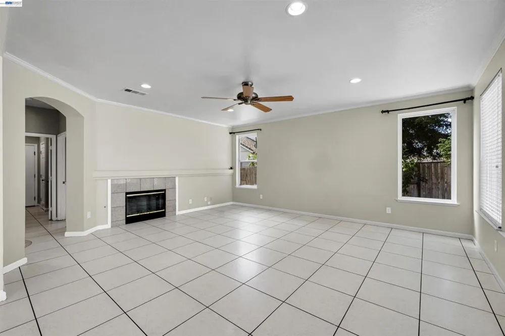 10324 Almanor Cir Stockton, CA 95219