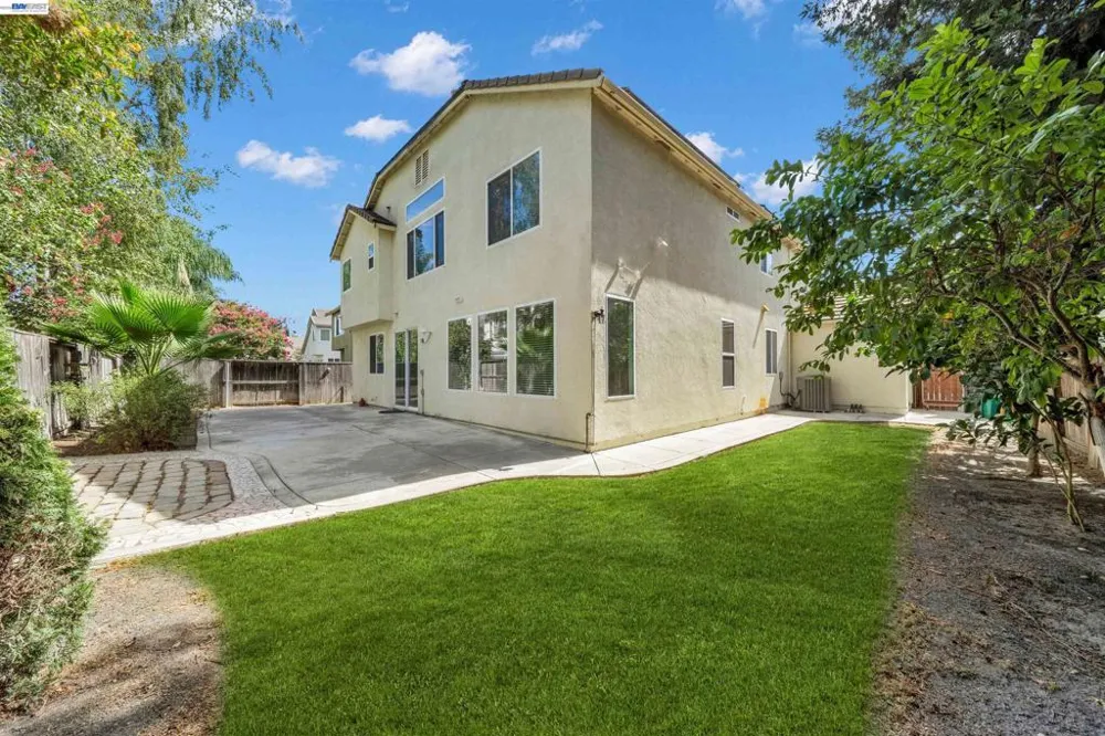 10324 Almanor Cir Stockton, CA 95219