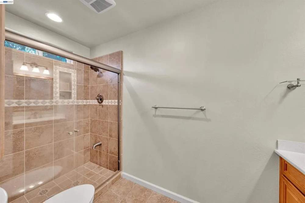 10324 Almanor Cir Stockton, CA 95219