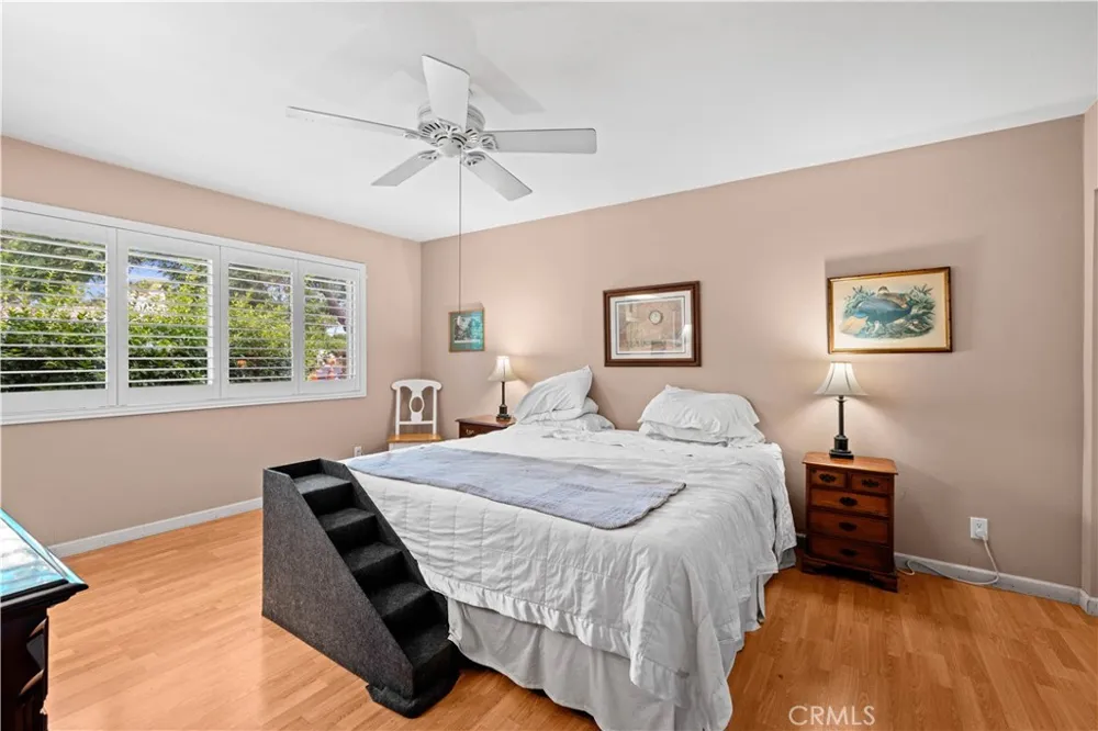 2 Morena #4 Irvine, CA 92612