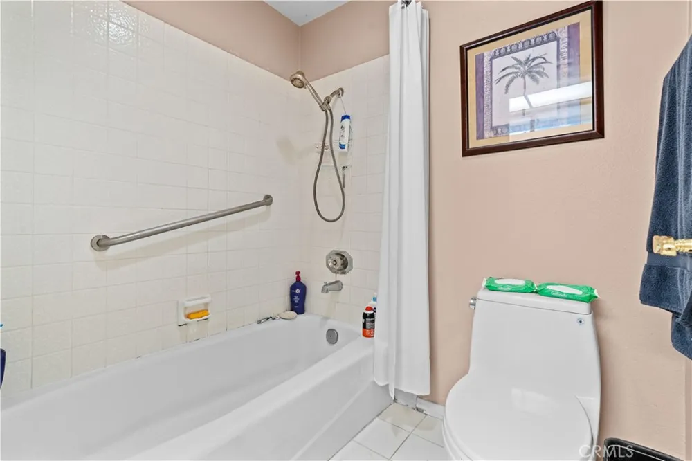 2 Morena #4 Irvine, CA 92612