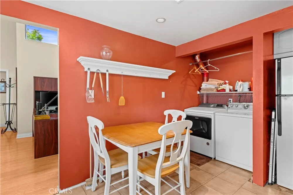 2 Morena #4 Irvine, CA 92612