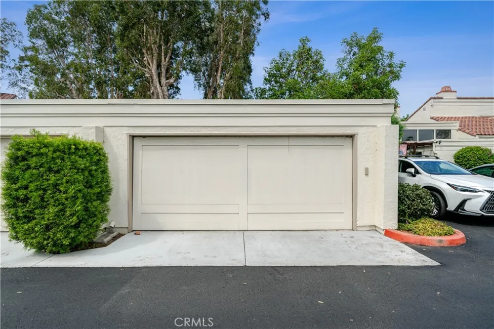 2 Morena #4 Irvine, CA 92612