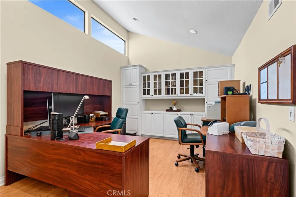 2 Morena #4 Irvine, CA 92612