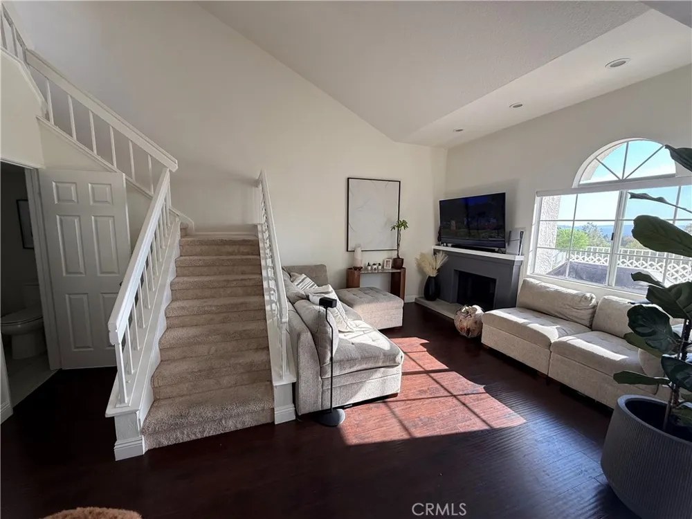 21061 Jenner Lake Forest, CA 92630