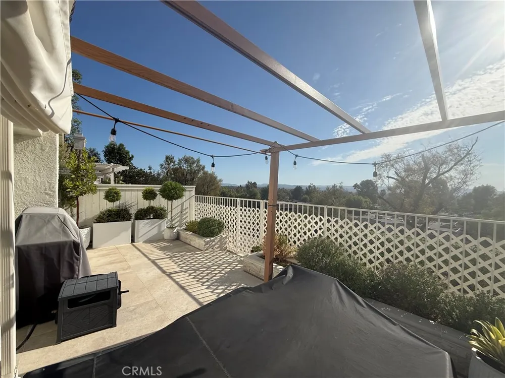 21061 Jenner Lake Forest, CA 92630