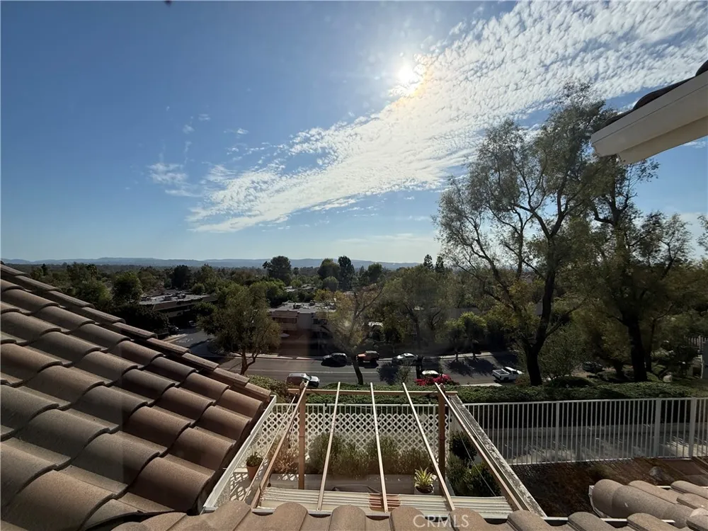 21061 Jenner Lake Forest, CA 92630