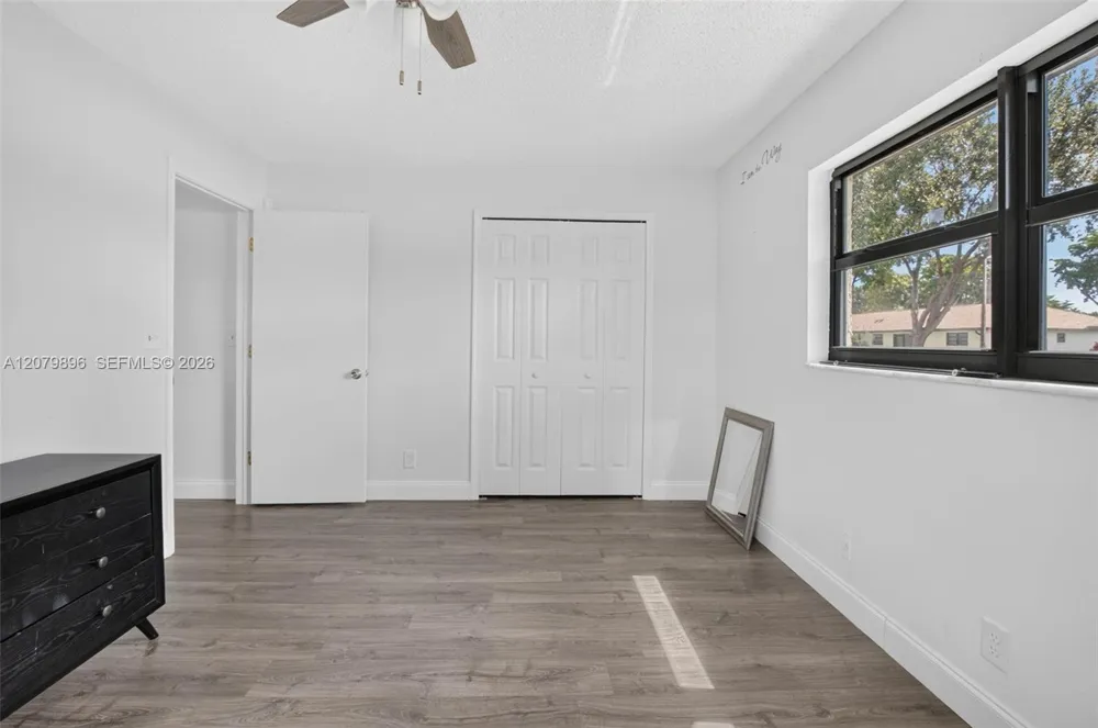 10086 Eaglewood Rd #B Boynton Beach, FL 33436