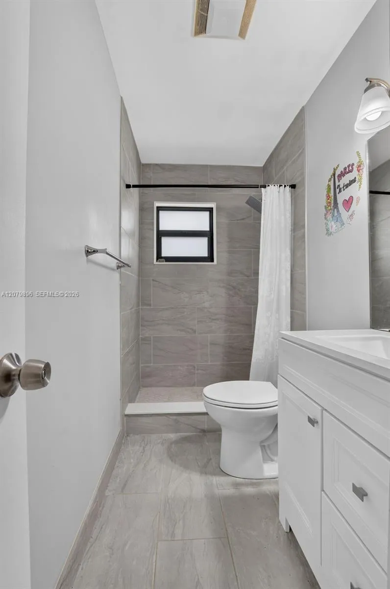 10086 Eaglewood Rd #B Boynton Beach, FL 33436