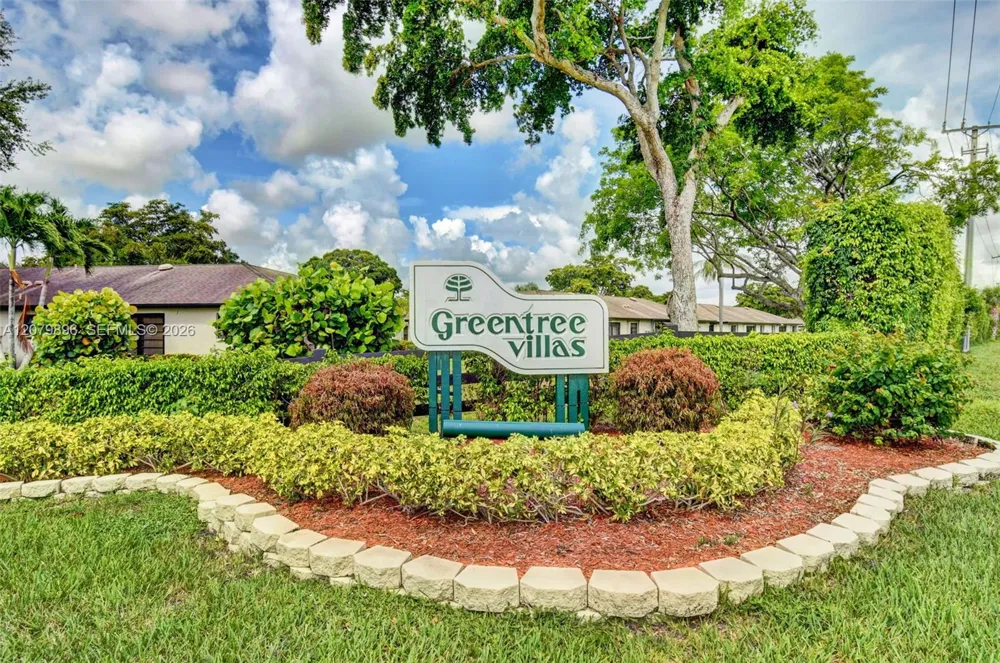 10086 Eaglewood Rd #B Boynton Beach, FL 33436