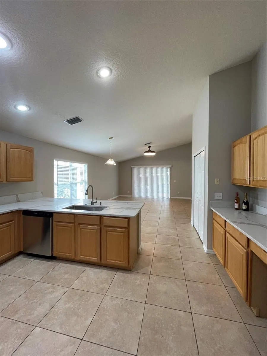 15150 SHAW ROAD Tampa, FL 33625