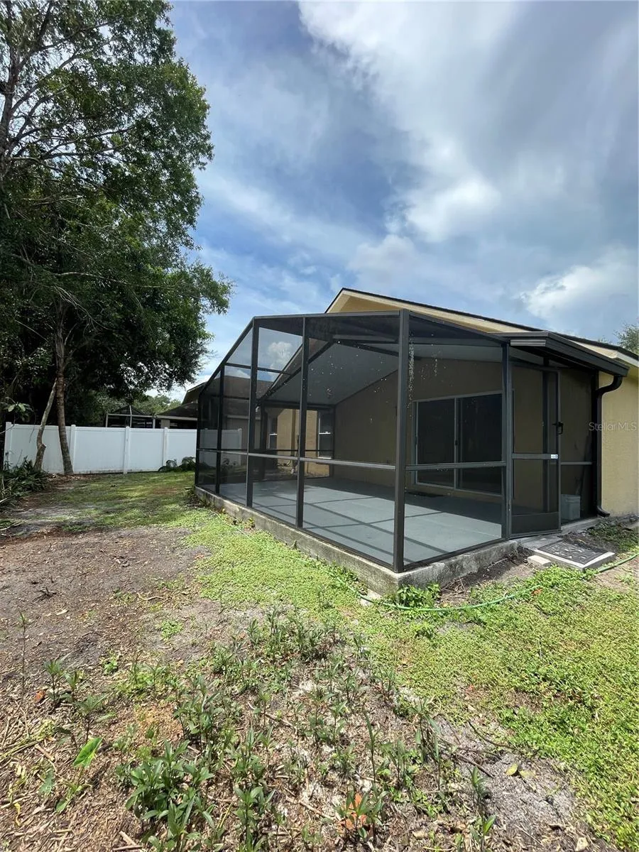 15150 SHAW ROAD Tampa, FL 33625