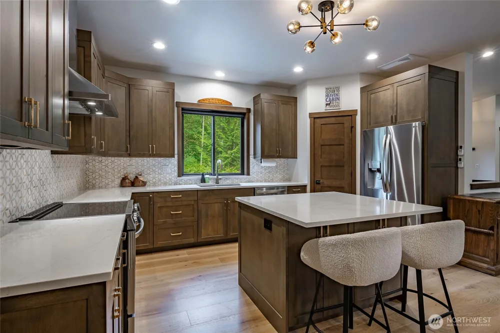 697 Axelson Road Bellingham, WA 98229