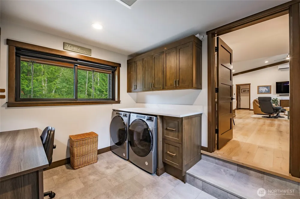 697 Axelson Road Bellingham, WA 98229