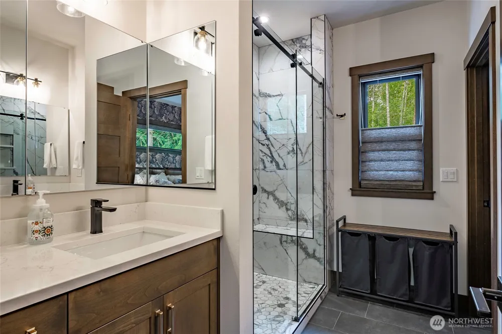 697 Axelson Road Bellingham, WA 98229