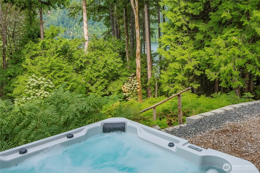 697 Axelson Road Bellingham, WA 98229