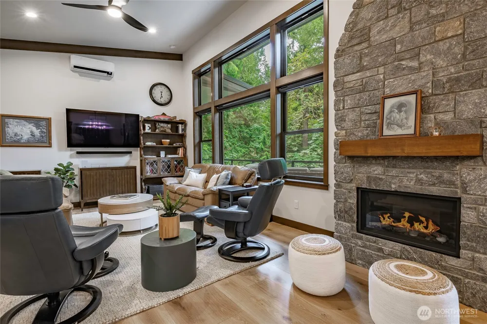 697 Axelson Road Bellingham, WA 98229