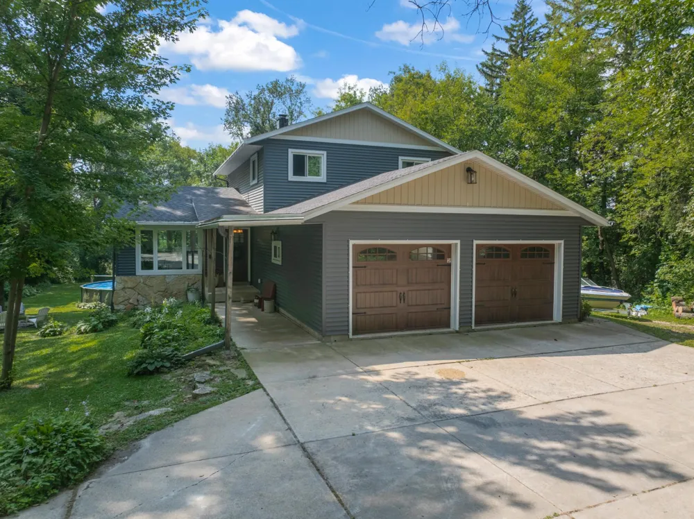 6813 Woodbine Court SE Rochester, MN 55904