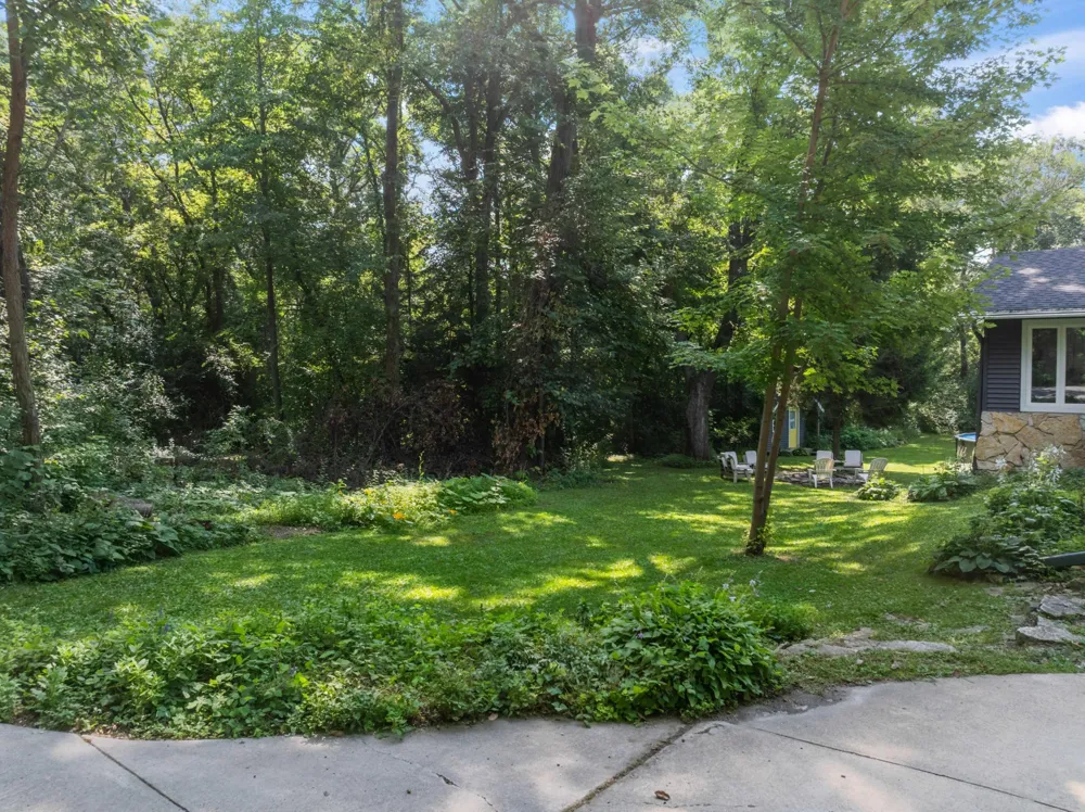 6813 Woodbine Court SE Rochester, MN 55904