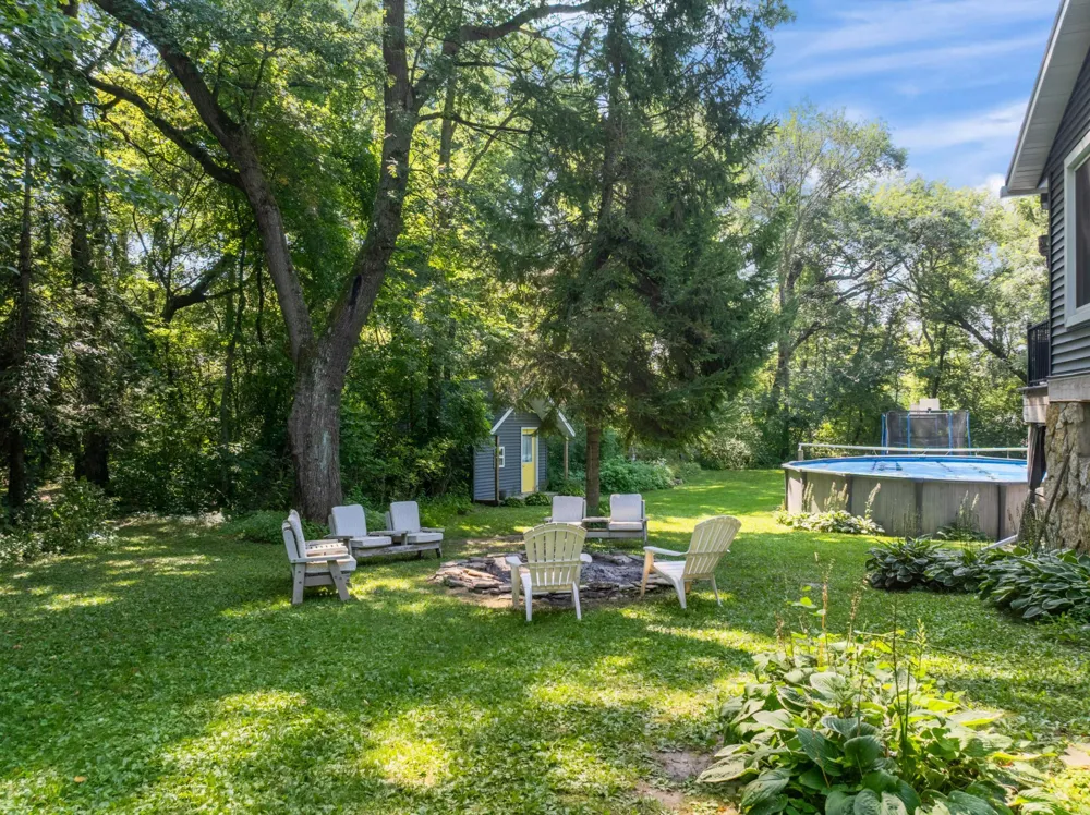 6813 Woodbine Court SE Rochester, MN 55904
