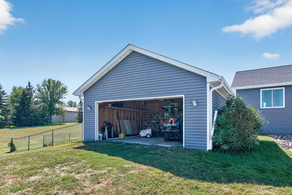 10620 Cain Road Corcoran, MN 55374