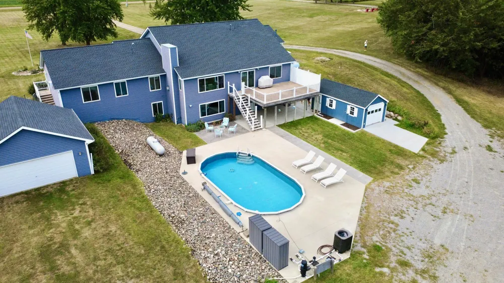 10620 Cain Road Corcoran, MN 55374