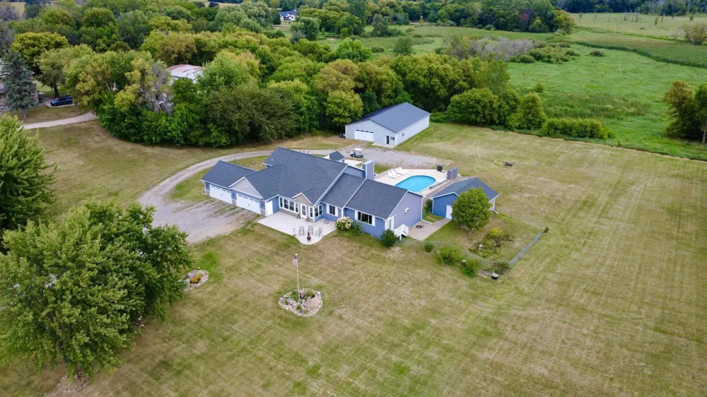 10620 Cain Road Corcoran, MN 55374
