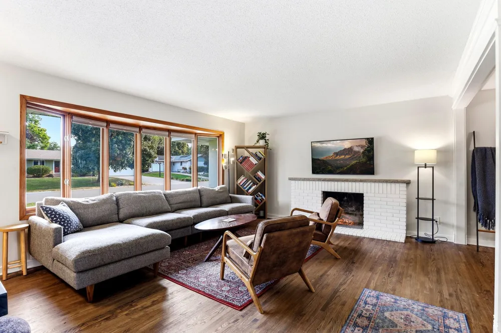 1974 Summer Street Falcon Heights, MN 55113