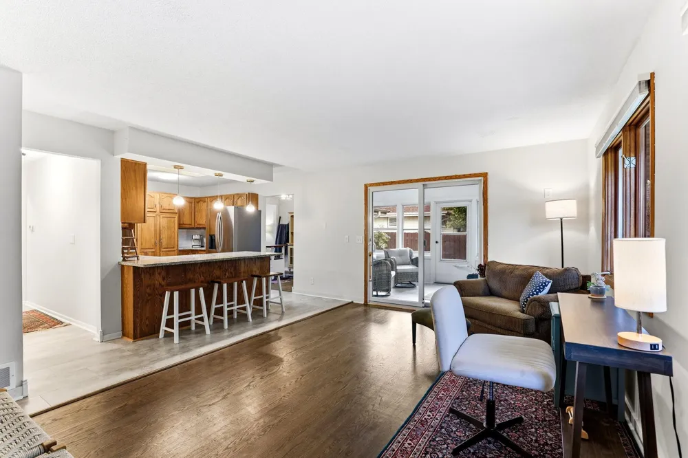 1974 Summer Street Falcon Heights, MN 55113