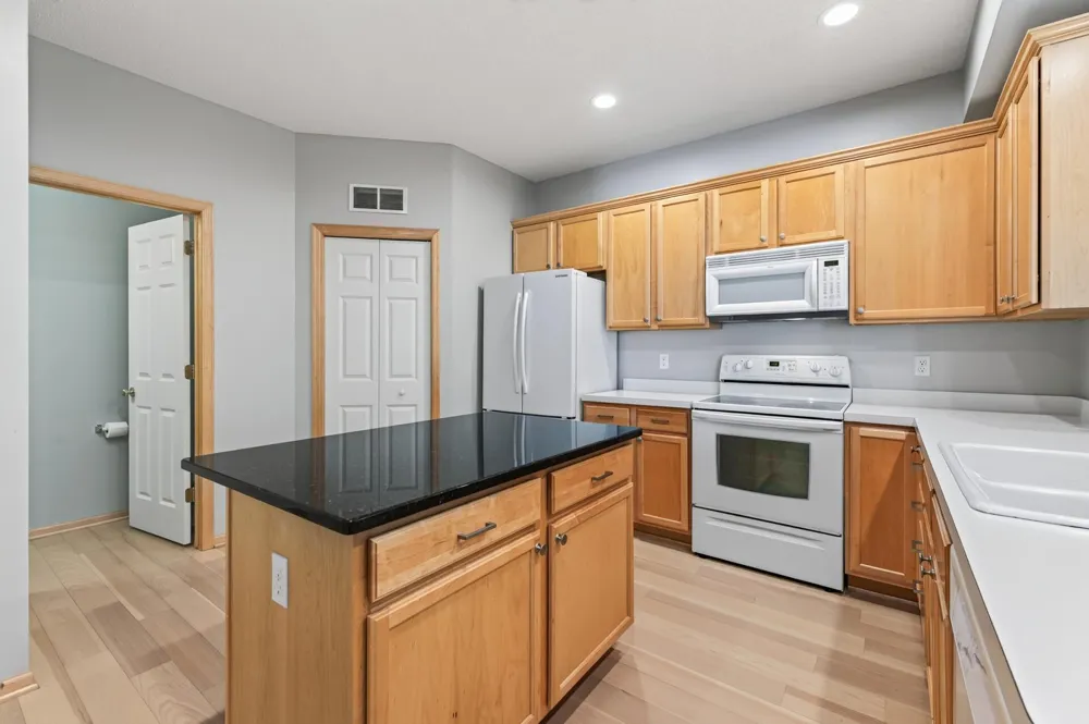 12155 Vermillion Street NE #F Blaine, MN 55449
