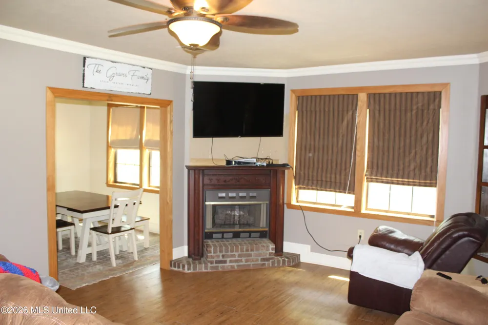 6631 Hamburg Road Roxie, MS 39661
