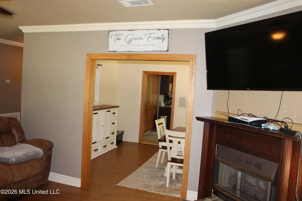 6631 Hamburg Road Roxie, MS 39661