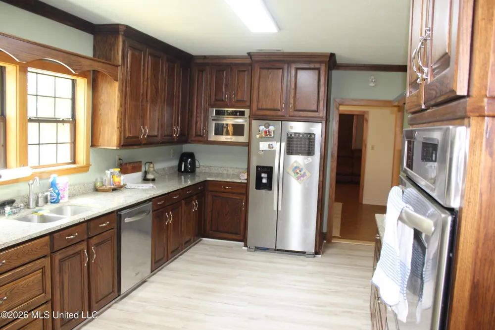 6631 Hamburg Road Roxie, MS 39661