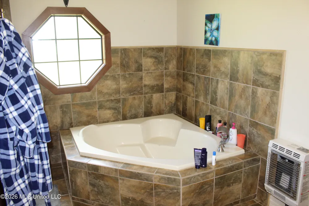 6631 Hamburg Road Roxie, MS 39661