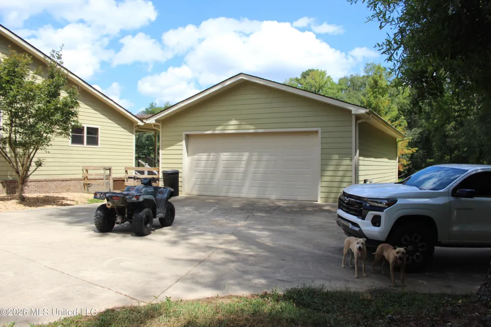 6631 Hamburg Road Roxie, MS 39661