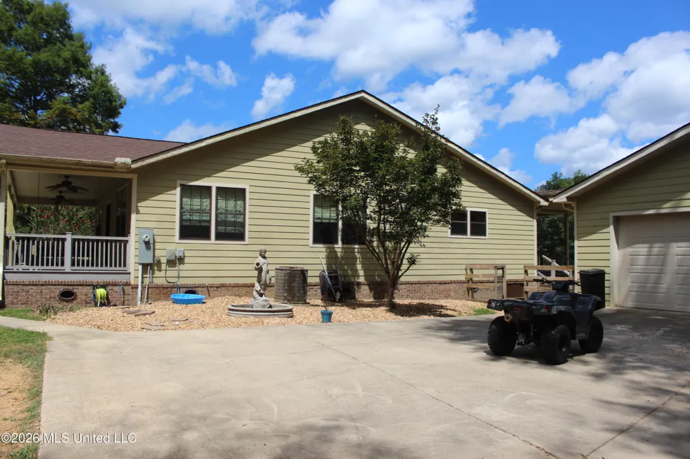 6631 Hamburg Road Roxie, MS 39661