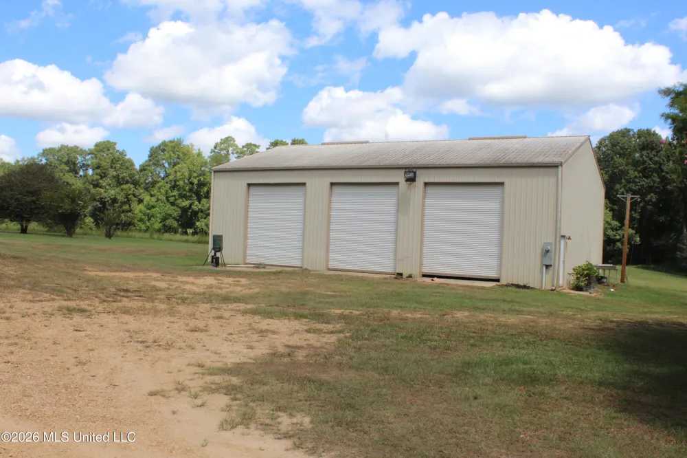 6631 Hamburg Road Roxie, MS 39661
