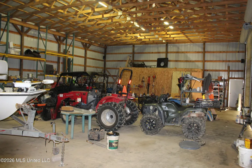 6631 Hamburg Road Roxie, MS 39661