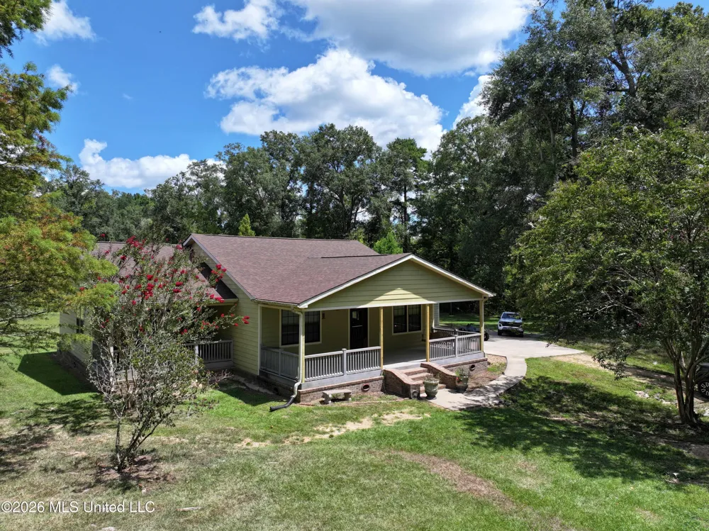 6631 Hamburg Road Roxie, MS 39661