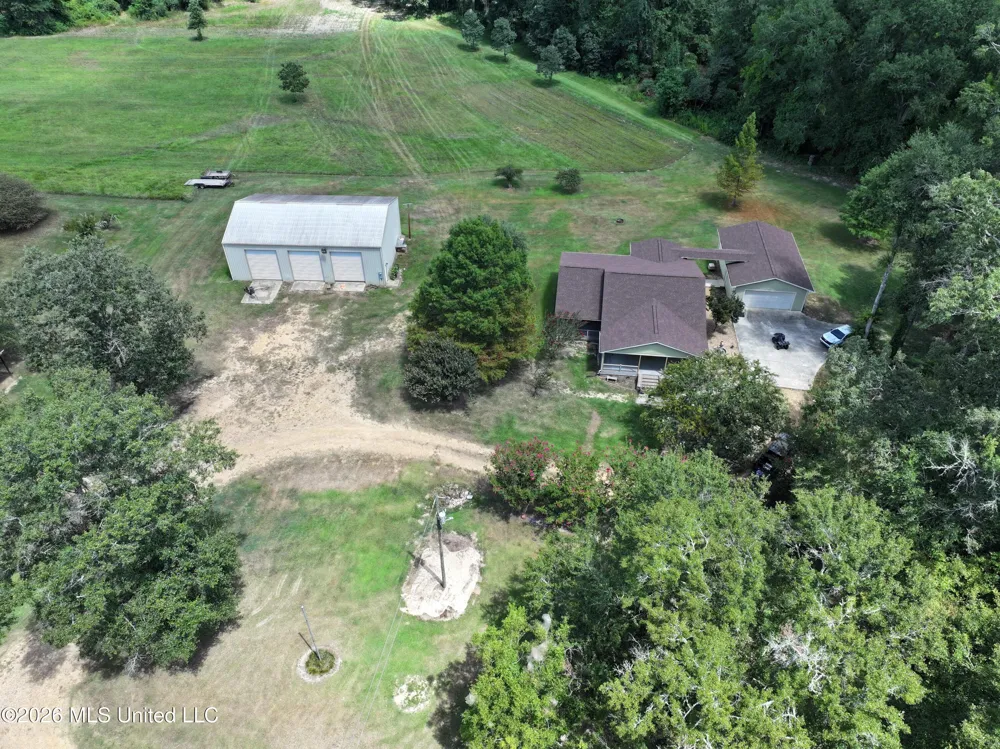 6631 Hamburg Road Roxie, MS 39661