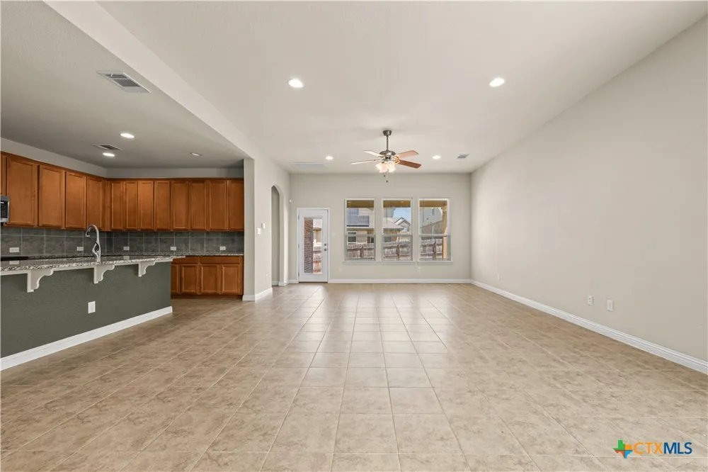 809 Vintage Way Harker Heights, TX 76548